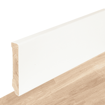 Sockelleiste 603 9016 an Wand